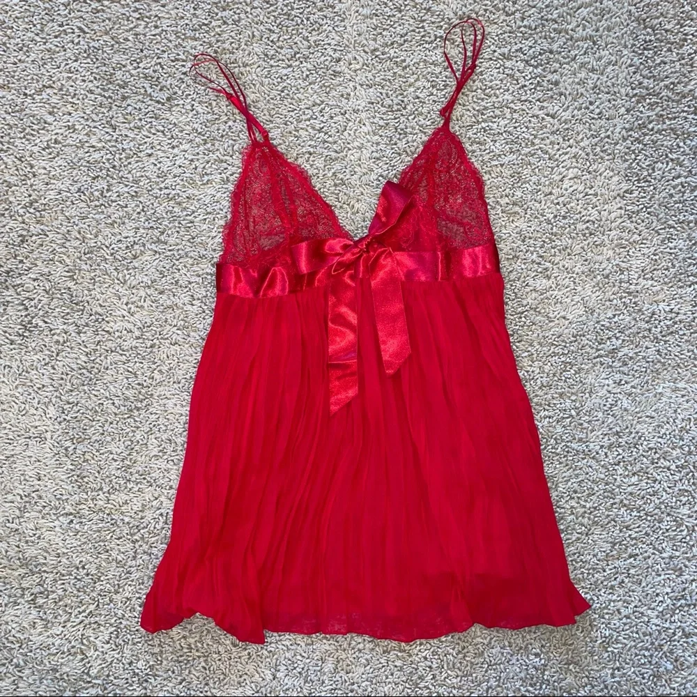 Victoria's Secret Red Lace Babydoll Lingerie Nightie Panty Set Size Large